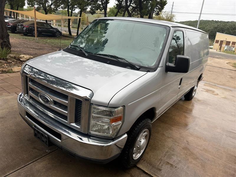 Ford Econoline E-150 2012