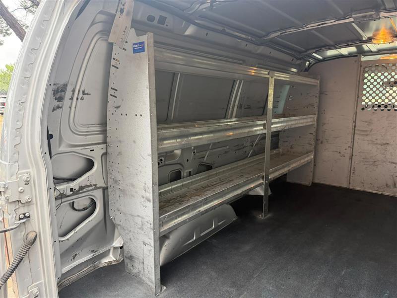 Ford Econoline E-150 2012