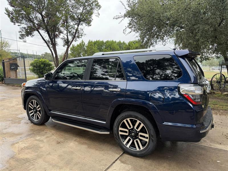 Toyota 4Runner Limited 4WD V6 2019