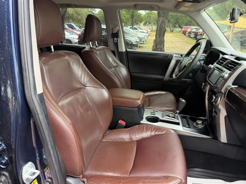 Toyota 4Runner Limited 4WD V6 2019