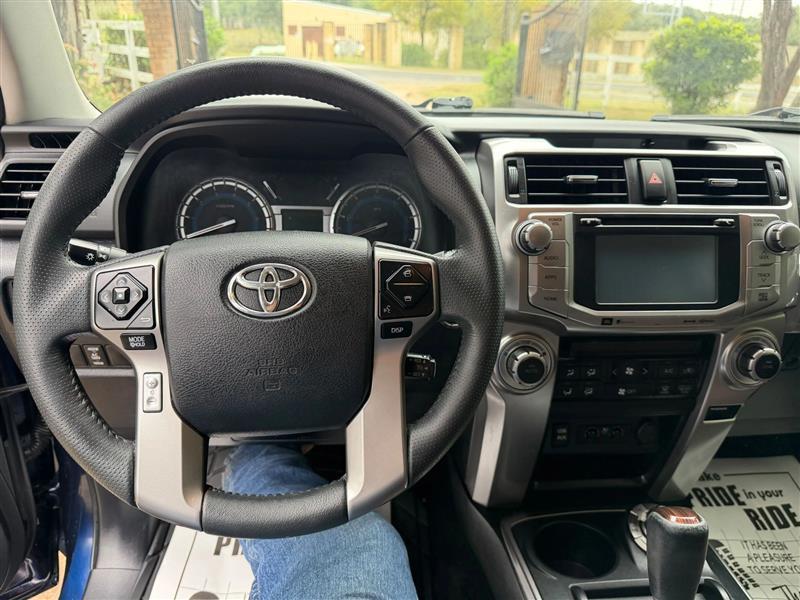 Toyota 4Runner Limited 4WD V6 2019