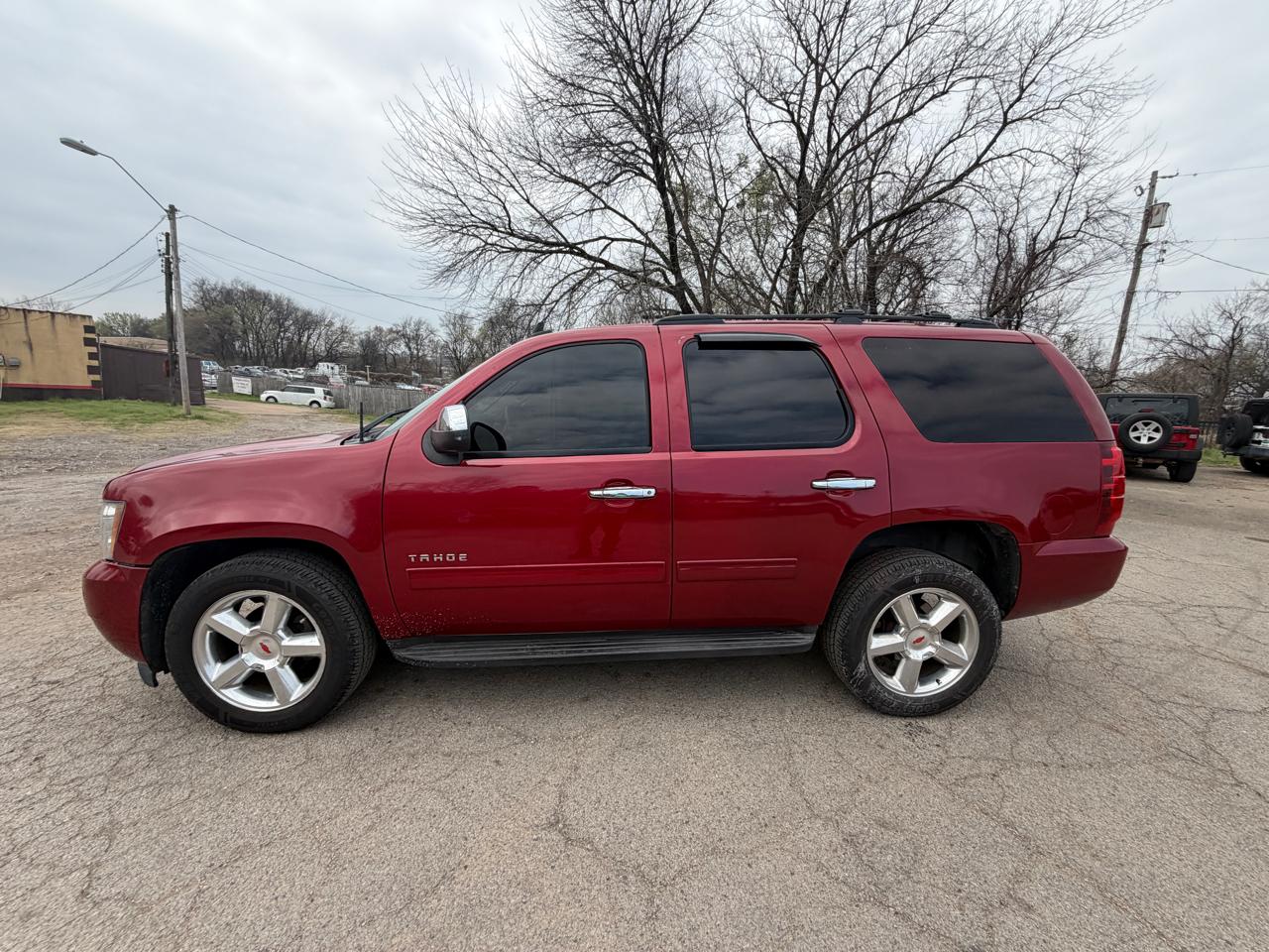 Chevrolet Tahoe LS 2WD 2012