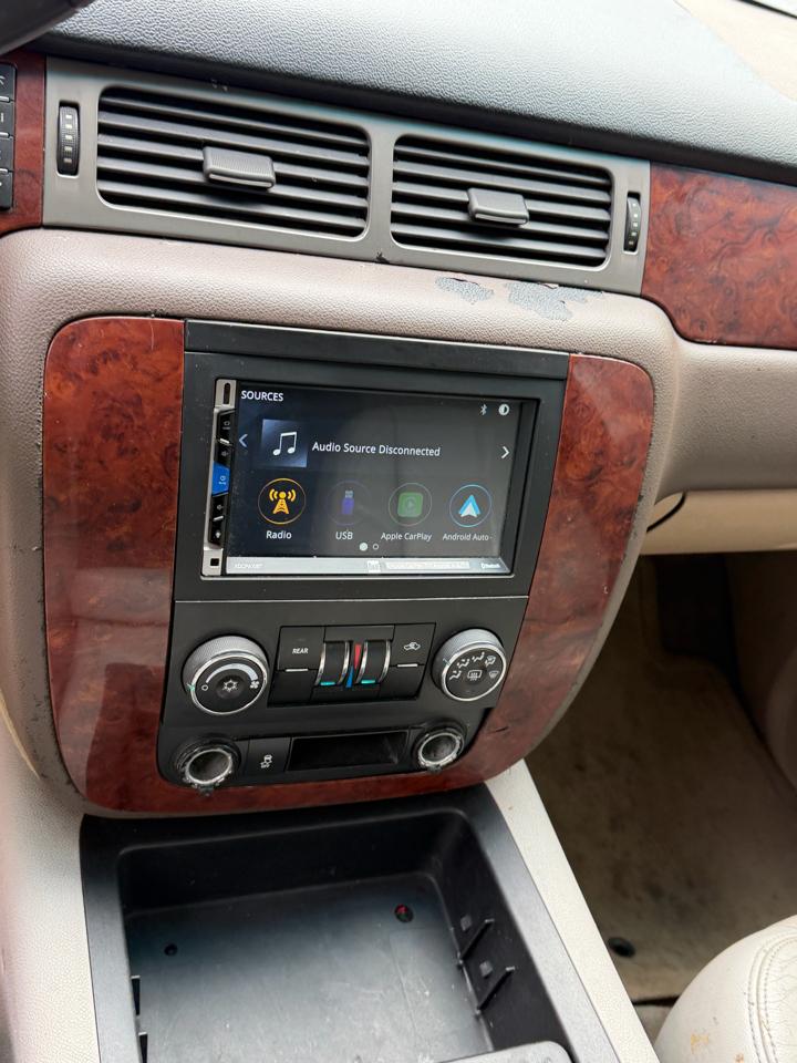 Chevrolet Tahoe LS 2WD 2012