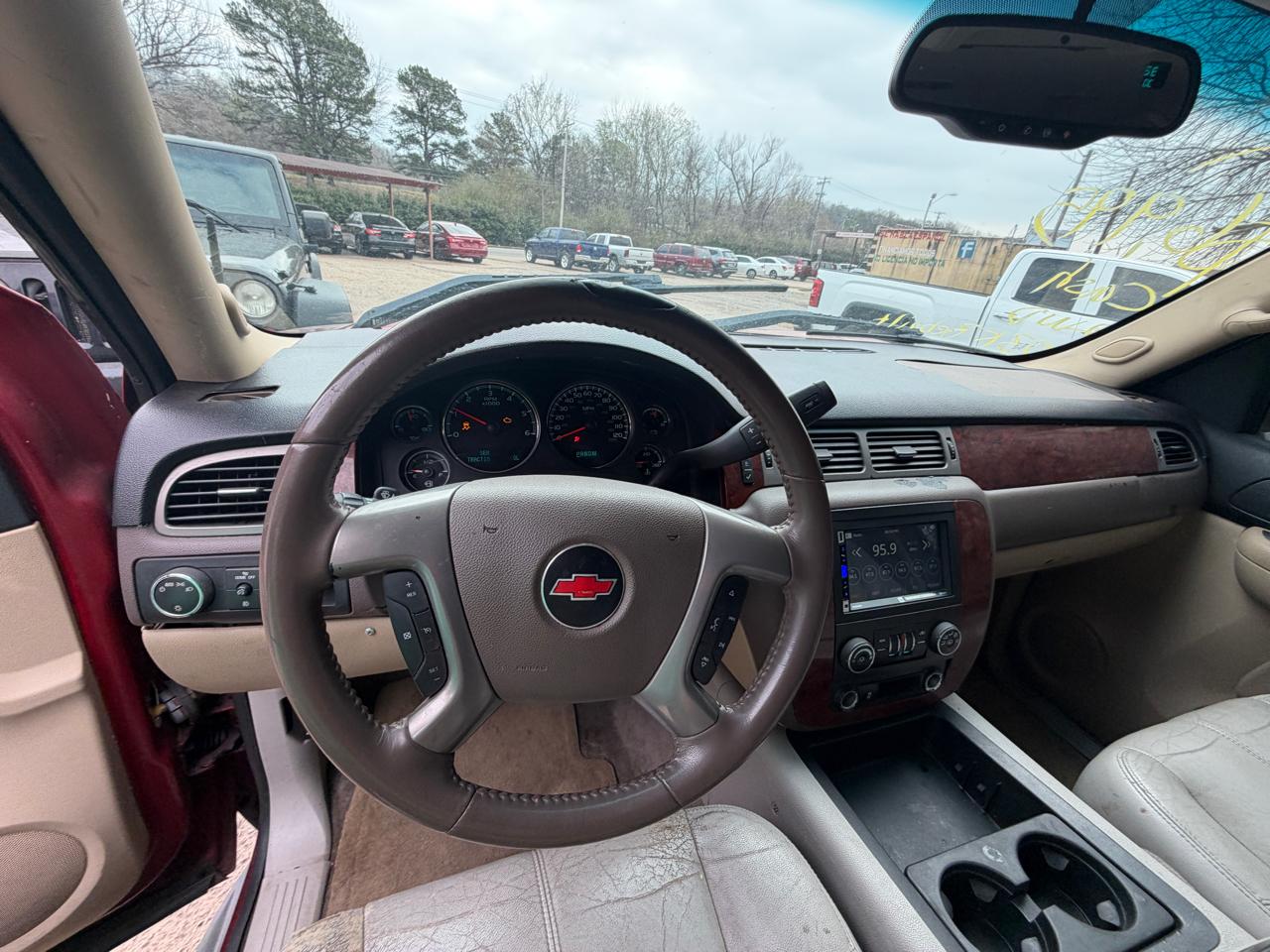 Chevrolet Tahoe LS 2WD 2012