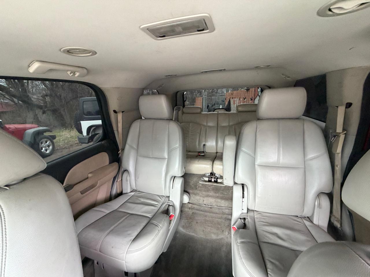 Chevrolet Tahoe LS 2WD 2012