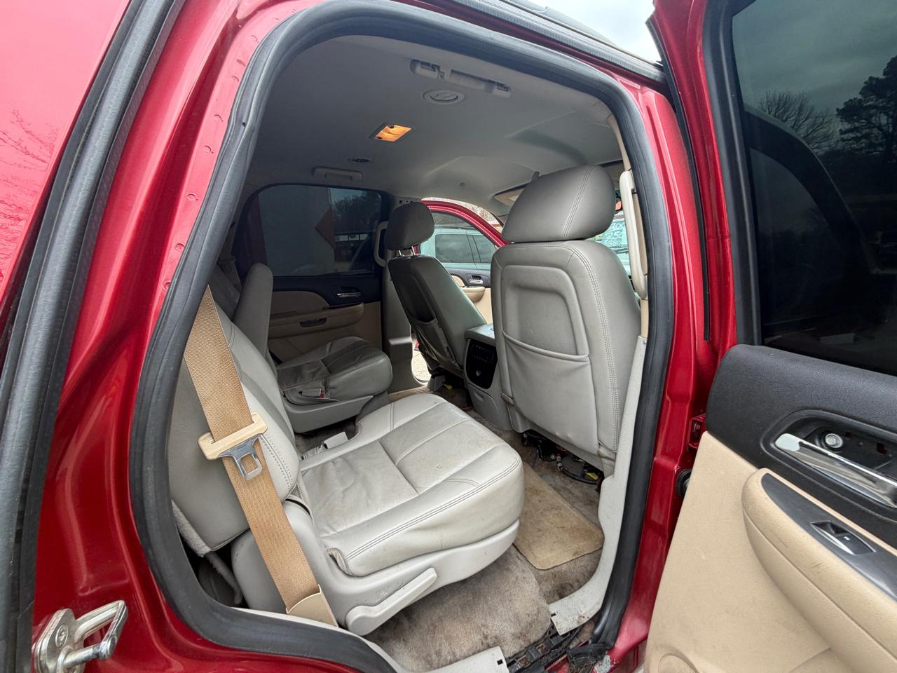 Chevrolet Tahoe LS 2WD 2012