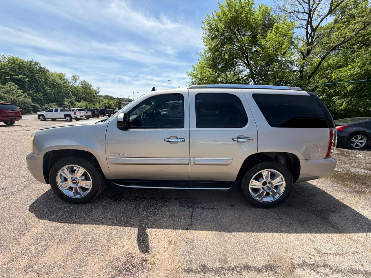 GMC Yukon Denali AWD 2008