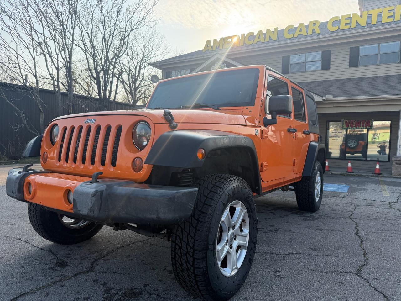 Jeep Wrangler Unlimited Sahara 4WD 2012