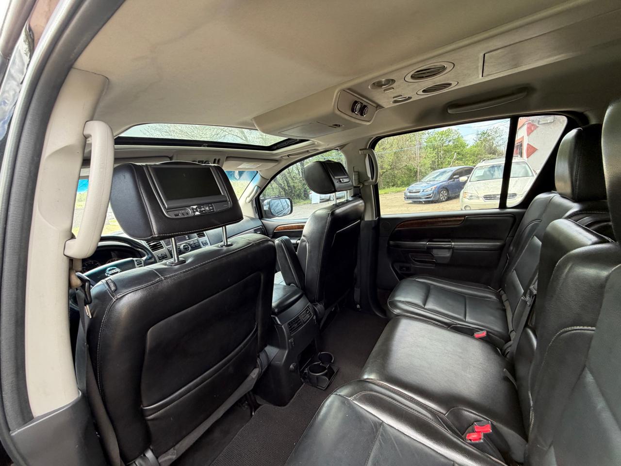 Nissan Armada SL 4WD 2014