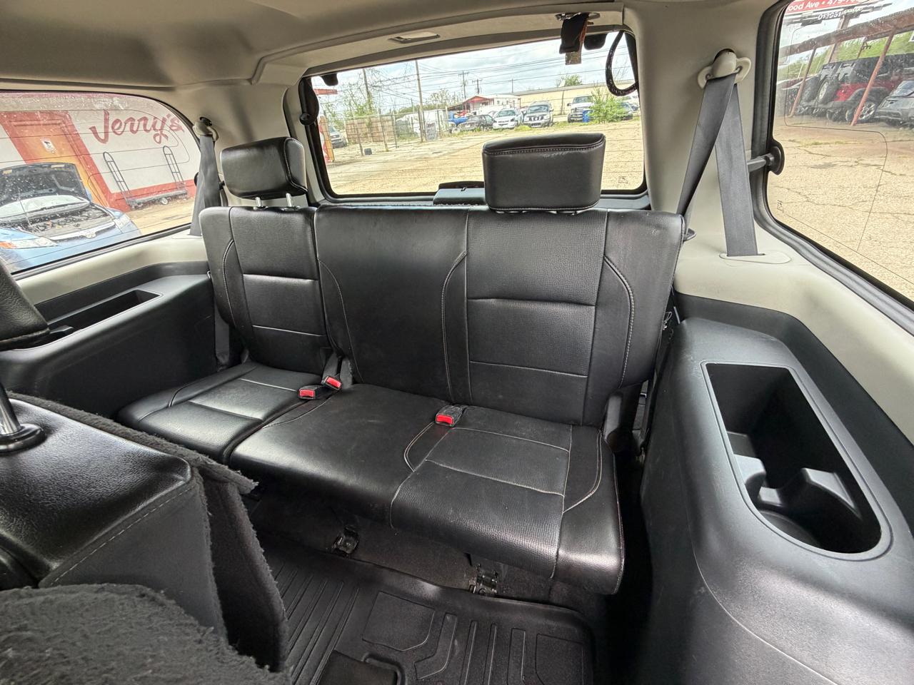 Nissan Armada SL 4WD 2014