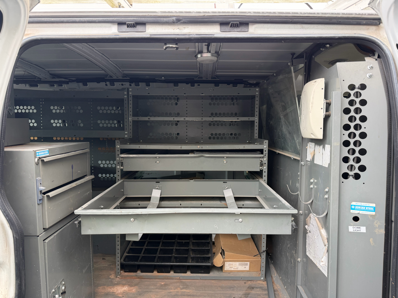 Chevrolet Express 2500 Cargo 2012