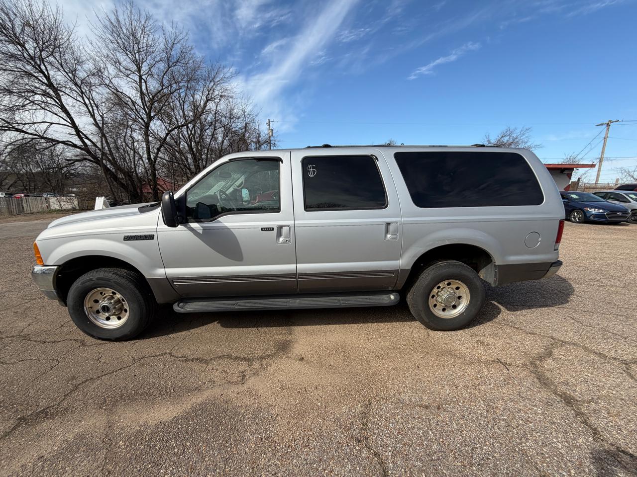Ford Excursion XLT 4WD 2001