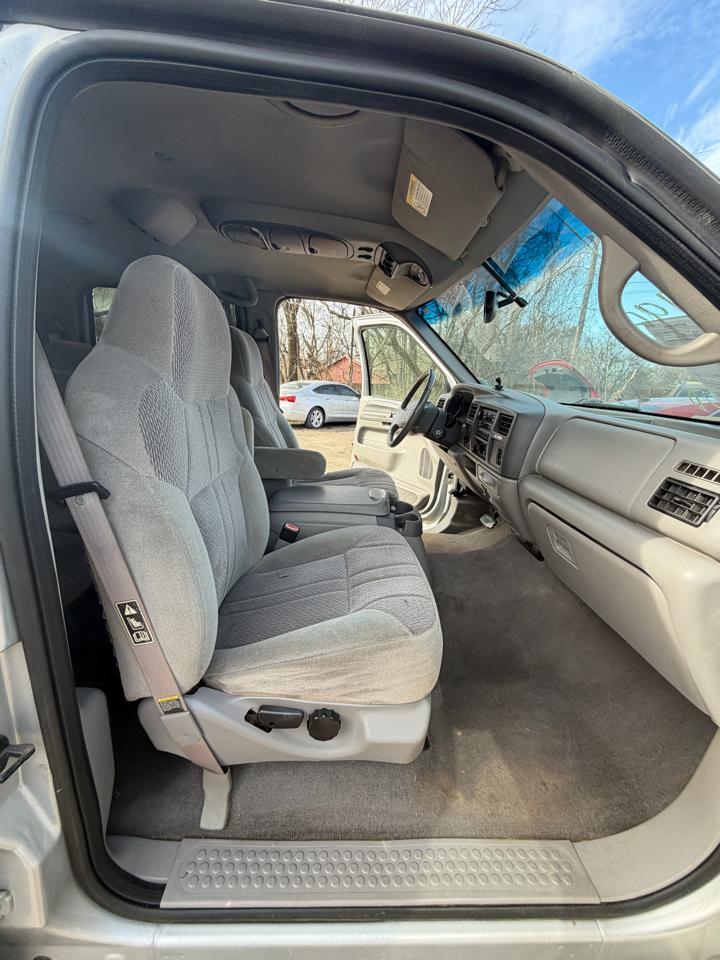 Ford Excursion XLT 4WD 2001