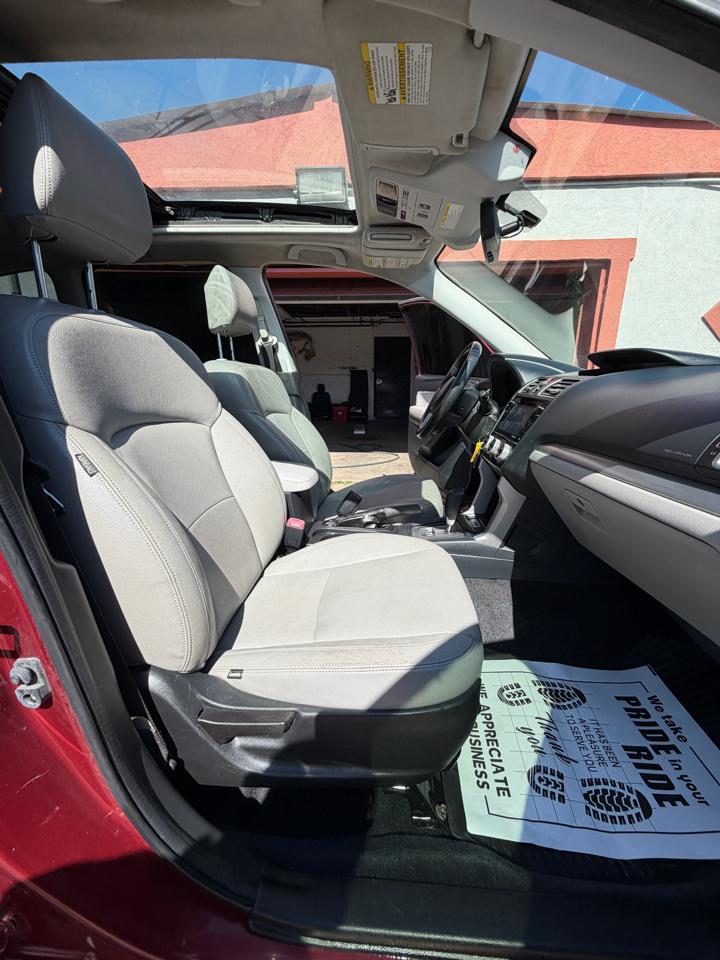 Subaru Forester 2.5i Premium PZEV CVT 2017