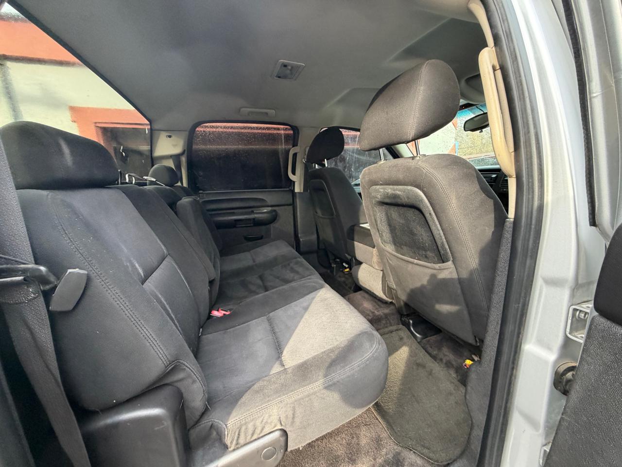 Chevrolet Silverado 1500 LS Crew Cab 4WD 2010