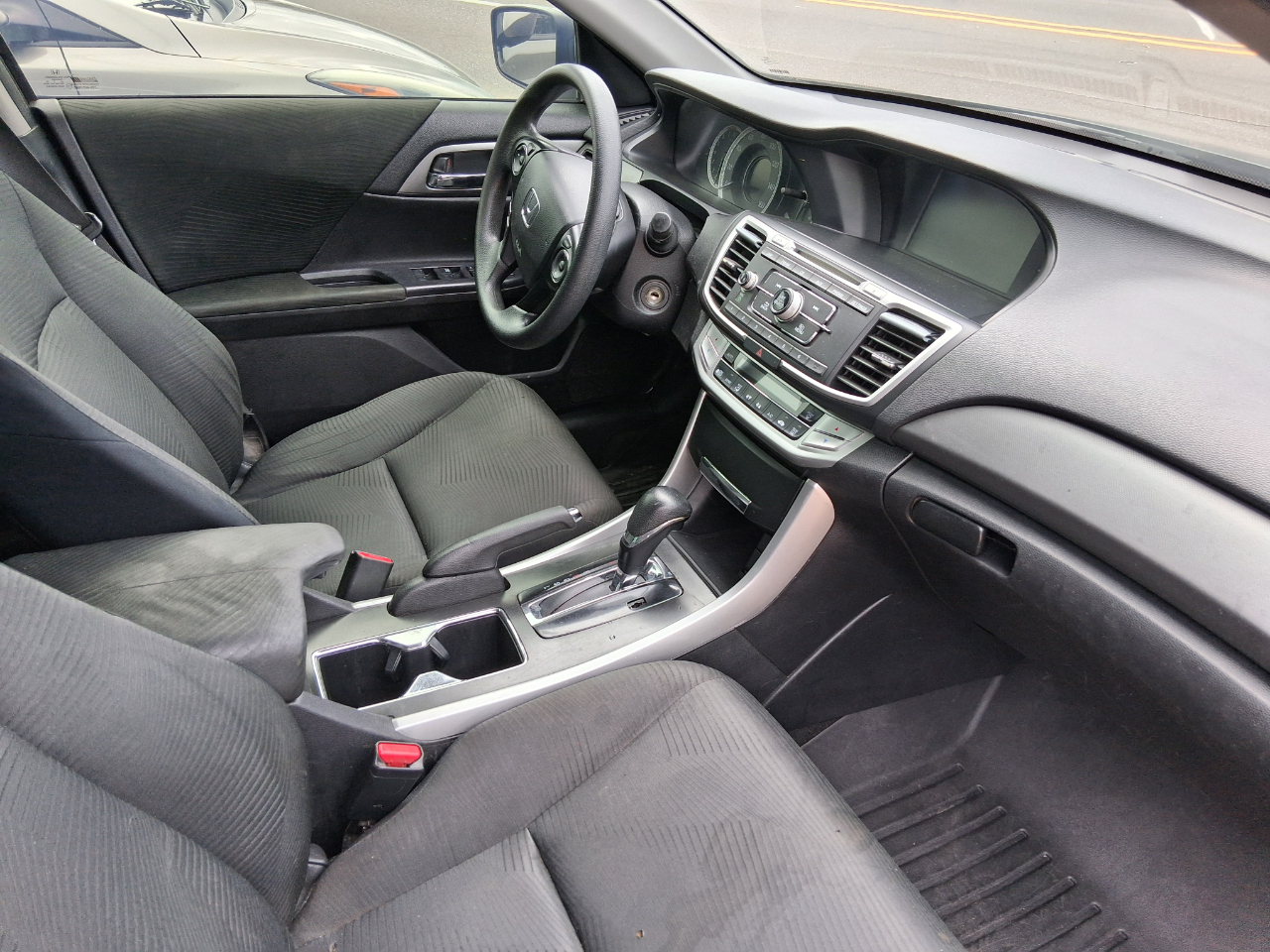 Honda Accord LX Sedan CVT 2015 Honda Accord LX Sedan CVT 2015