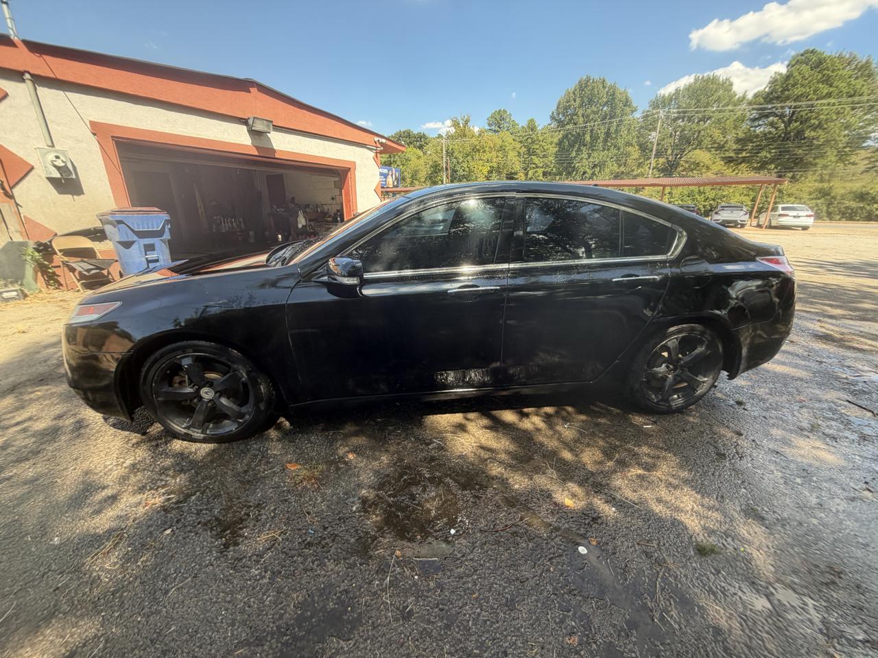 Acura TL 5-Speed AT SH-AWD with Tech Package 2011