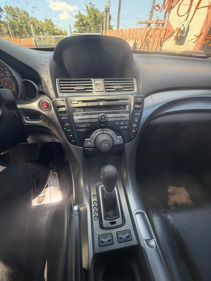 Acura TL 5-Speed AT SH-AWD with Tech Package 2011