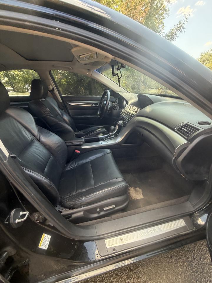 Acura TL 5-Speed AT SH-AWD with Tech Package 2011