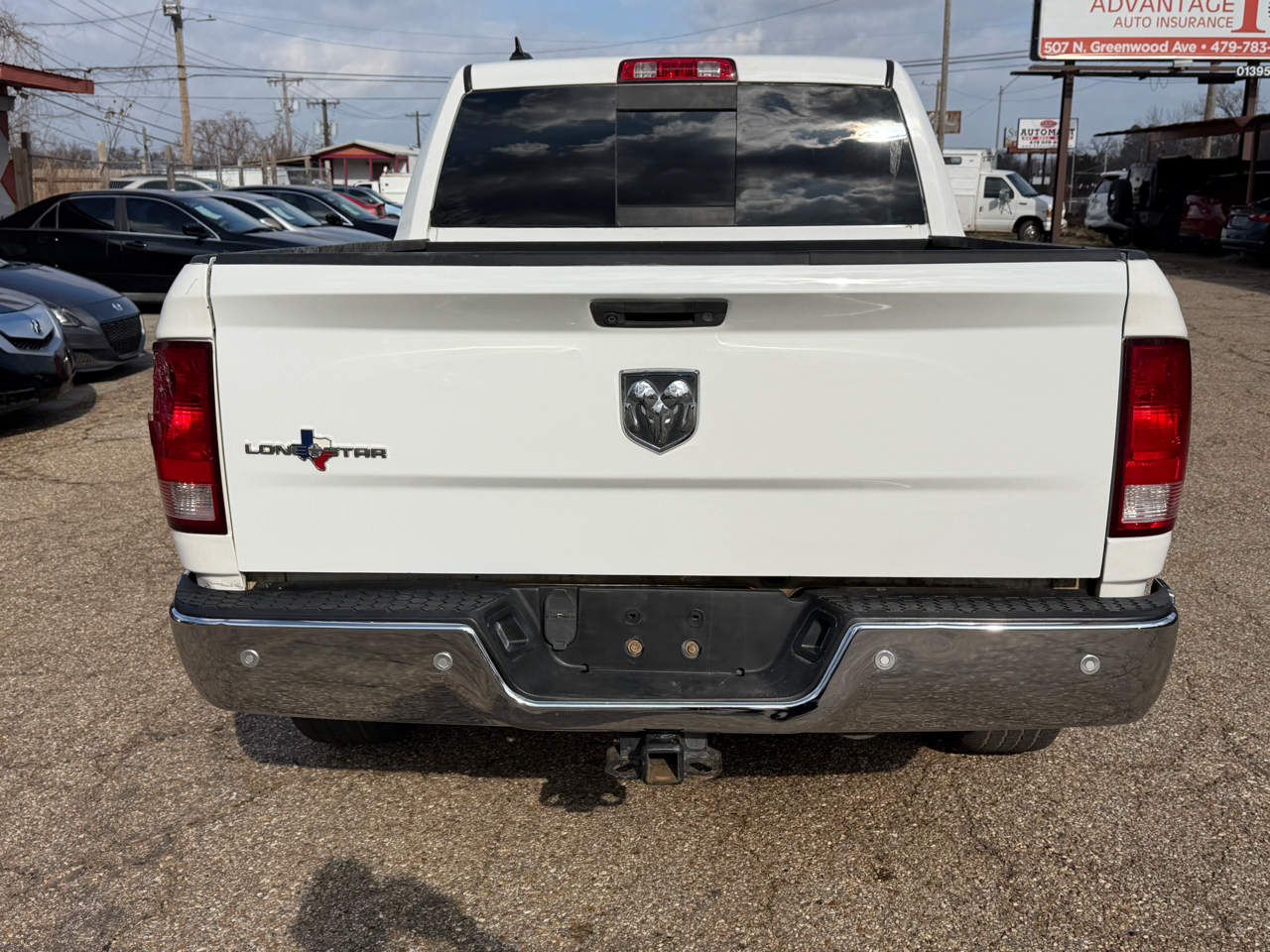 RAM 1500 SLT Crew Cab SWB 2WD 2015