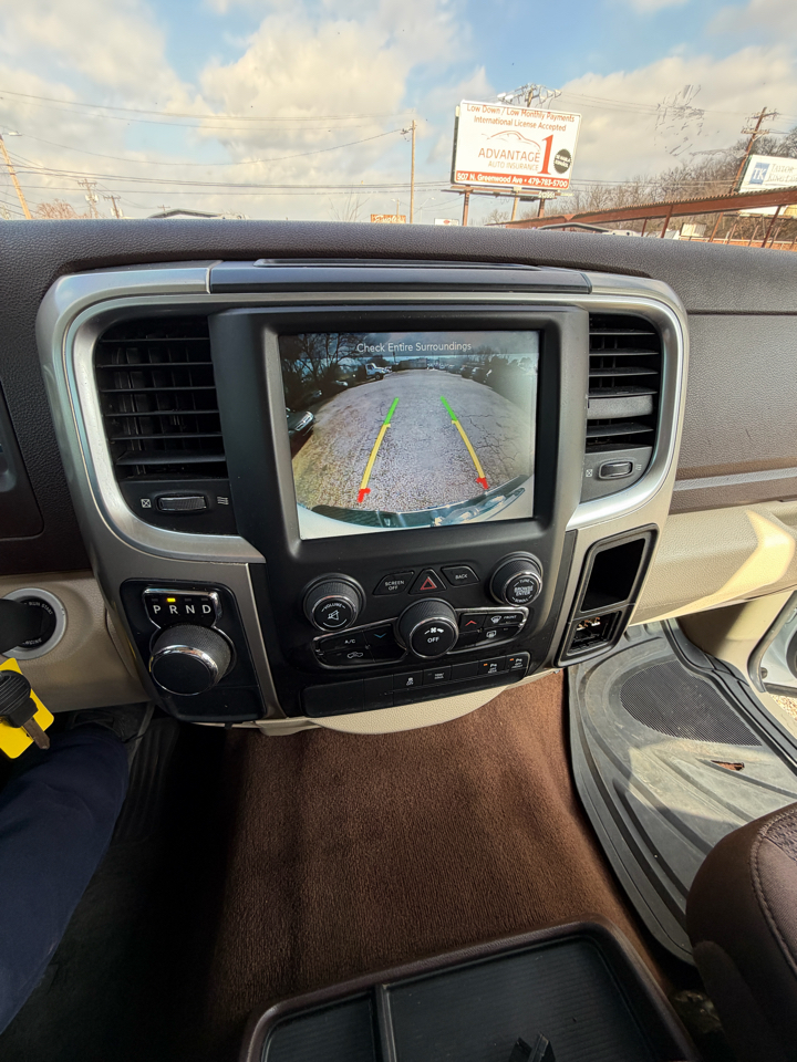 RAM 1500 SLT Crew Cab SWB 2WD 2015