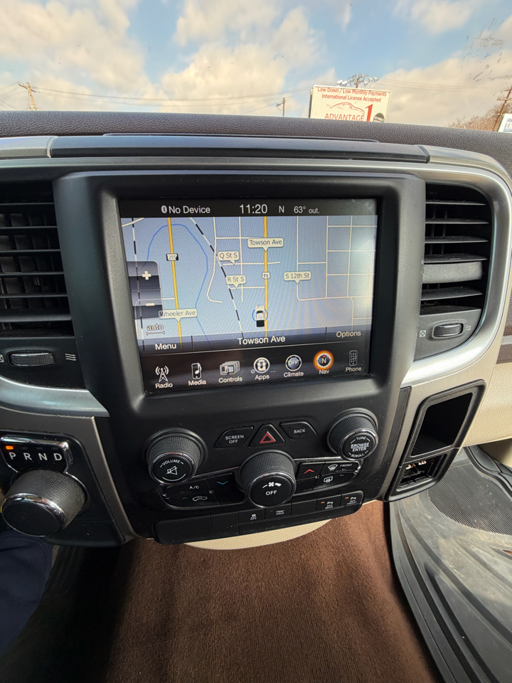 RAM 1500 SLT Crew Cab SWB 2WD 2015