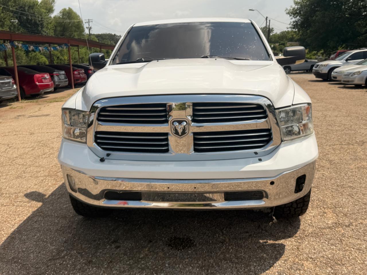 RAM 1500 SLT Crew Cab SWB 2WD 2015