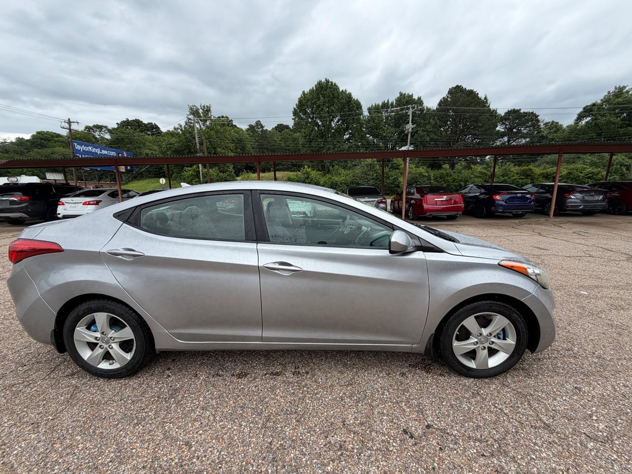 Hyundai Elantra Limited 2013
