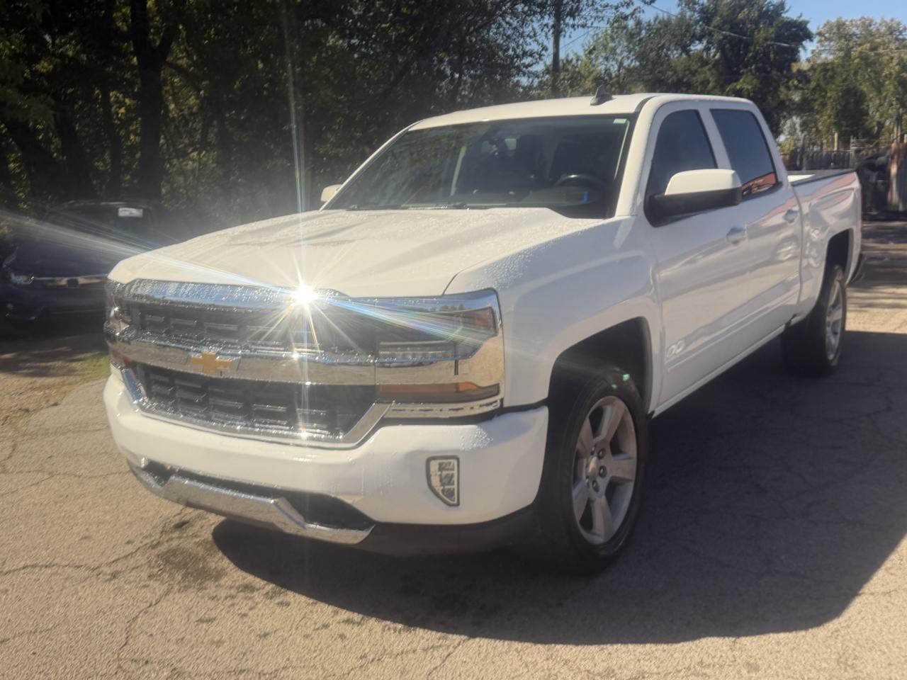 Chevrolet Silverado 1500 LT Crew Cab 2WD 2018