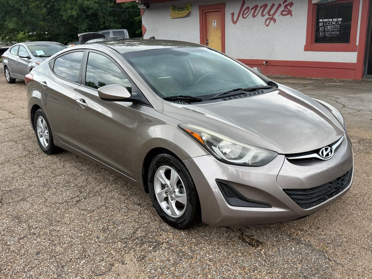 Hyundai Elantra SE 6AT 2015