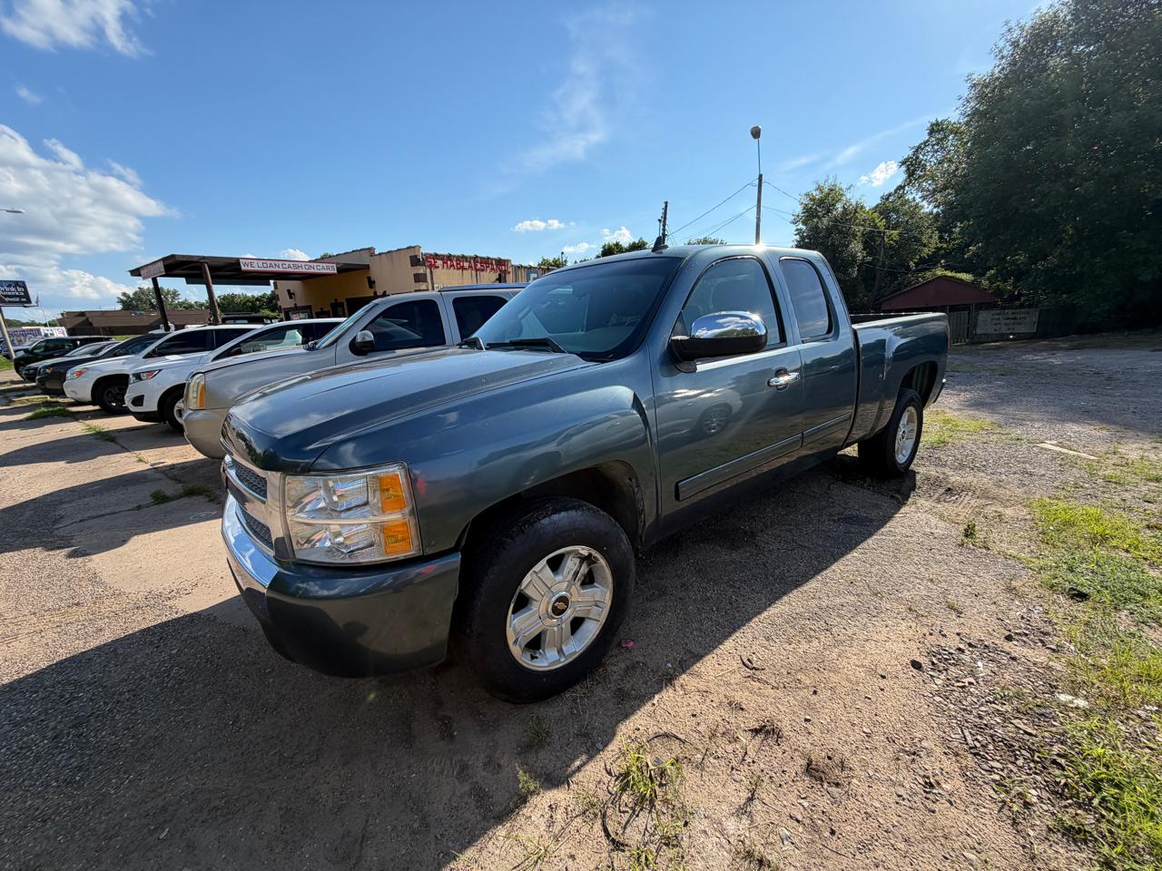 Chevrolet Silverado 1500 LS Extended Cab 2WD 2012