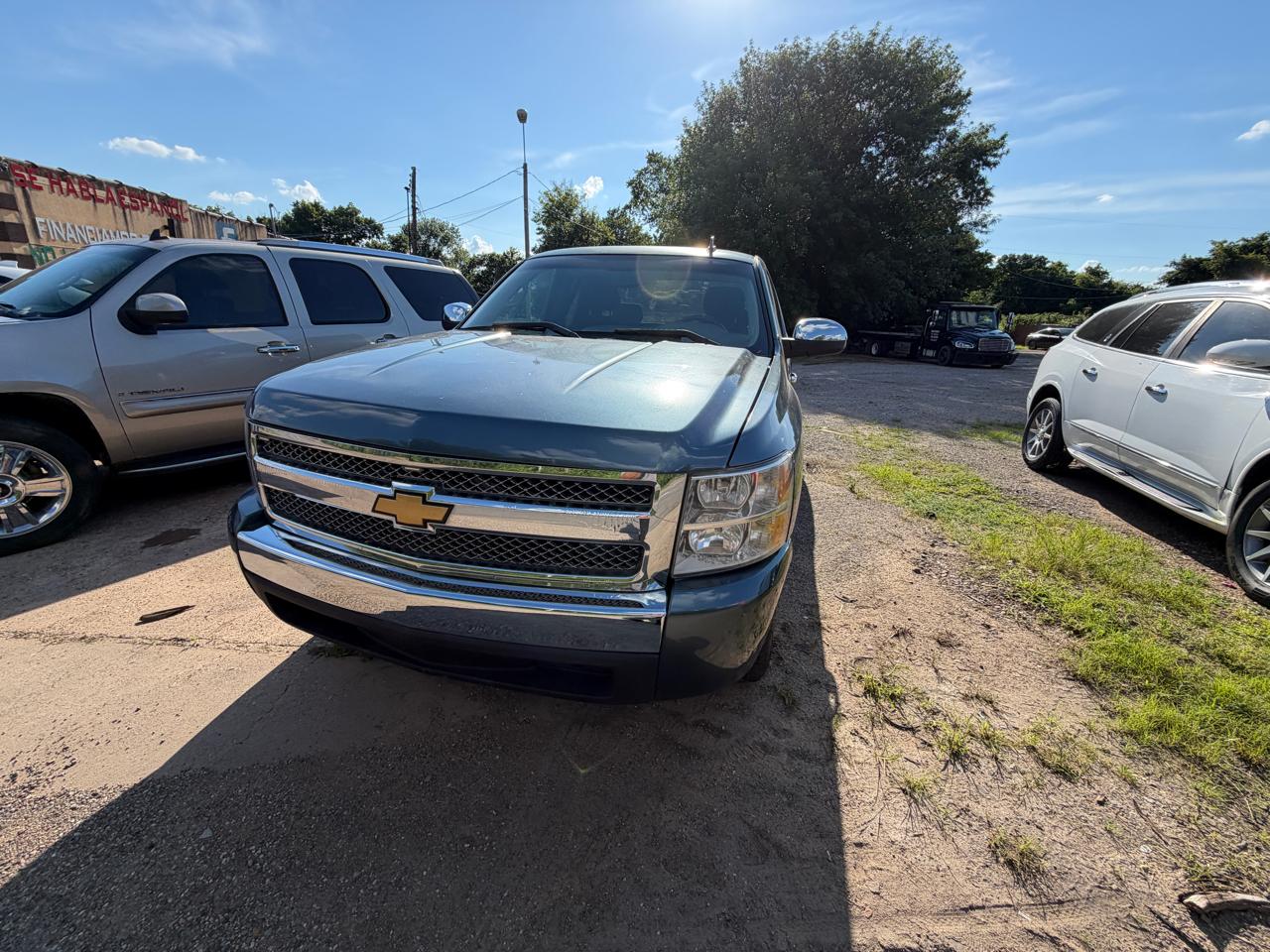 Chevrolet Silverado 1500 LS Extended Cab 2WD 2012