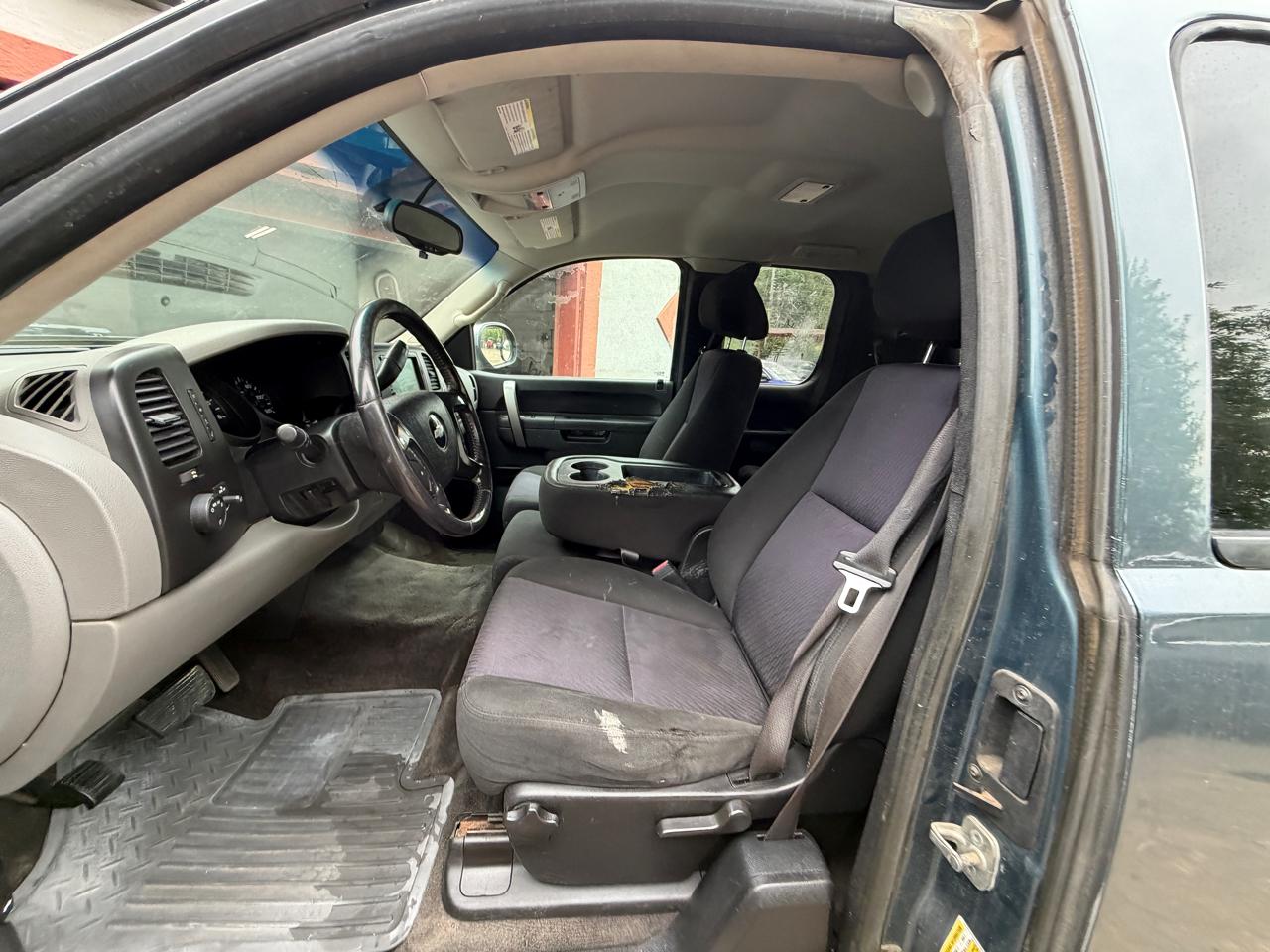 Chevrolet Silverado 1500 LS Extended Cab 2WD 2012