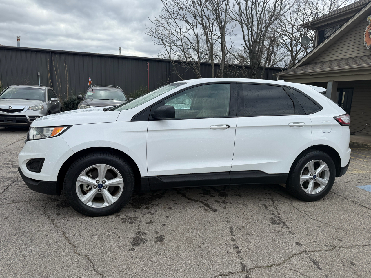 Ford Edge SE FWD 2017