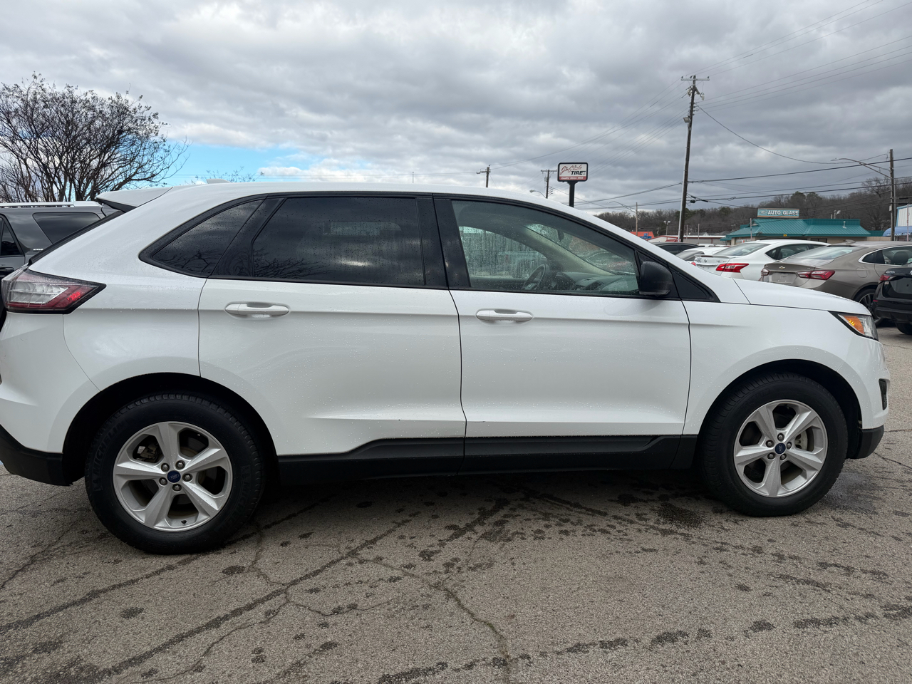 Ford Edge SE FWD 2017