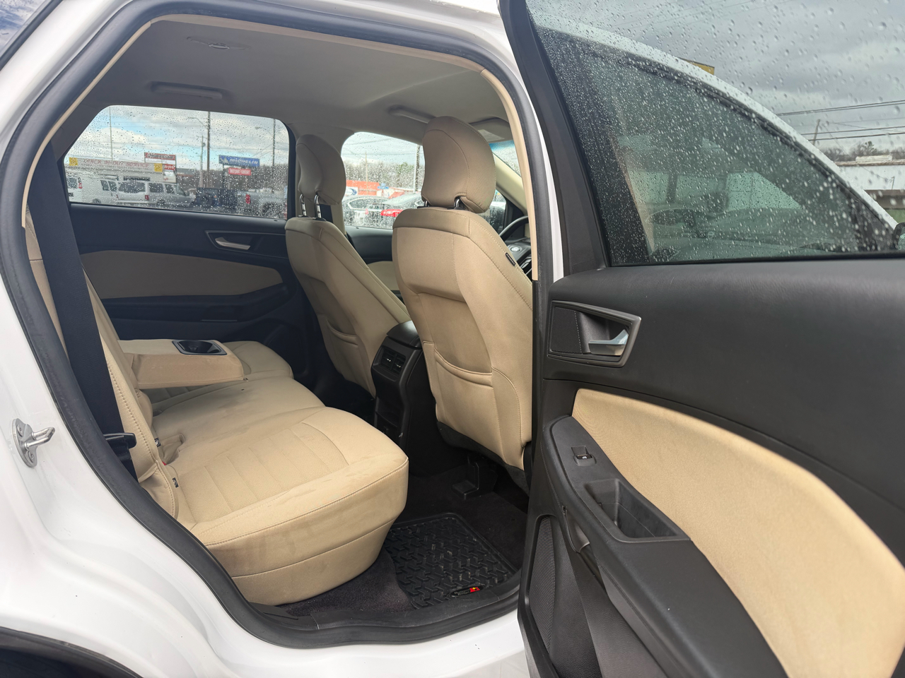 Ford Edge SE FWD 2017