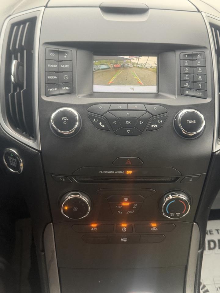 Ford Edge SE FWD 2017