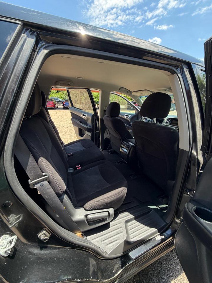 Nissan Pathfinder SL 2WD 2014