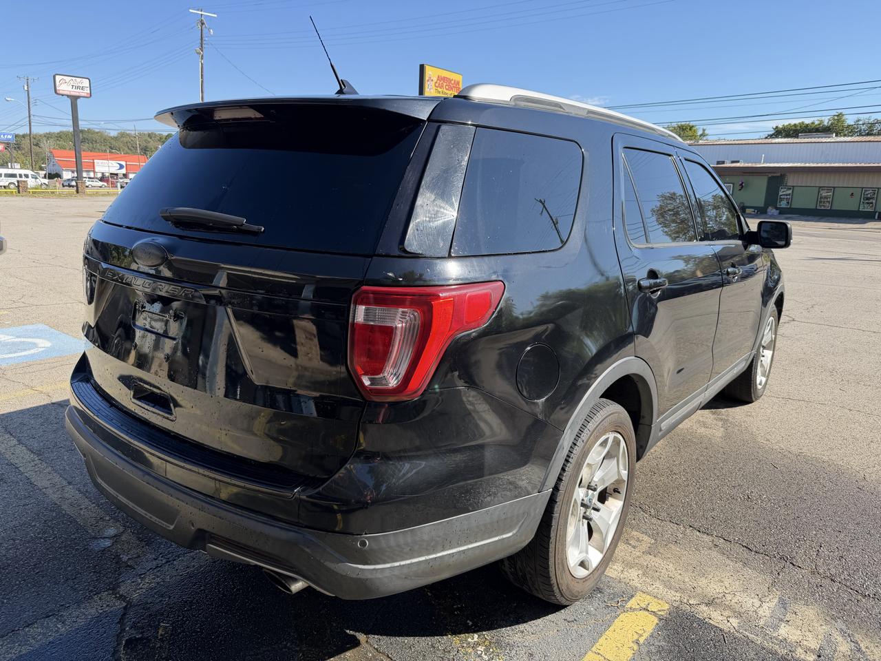 Ford Explorer XLT FWD 2018