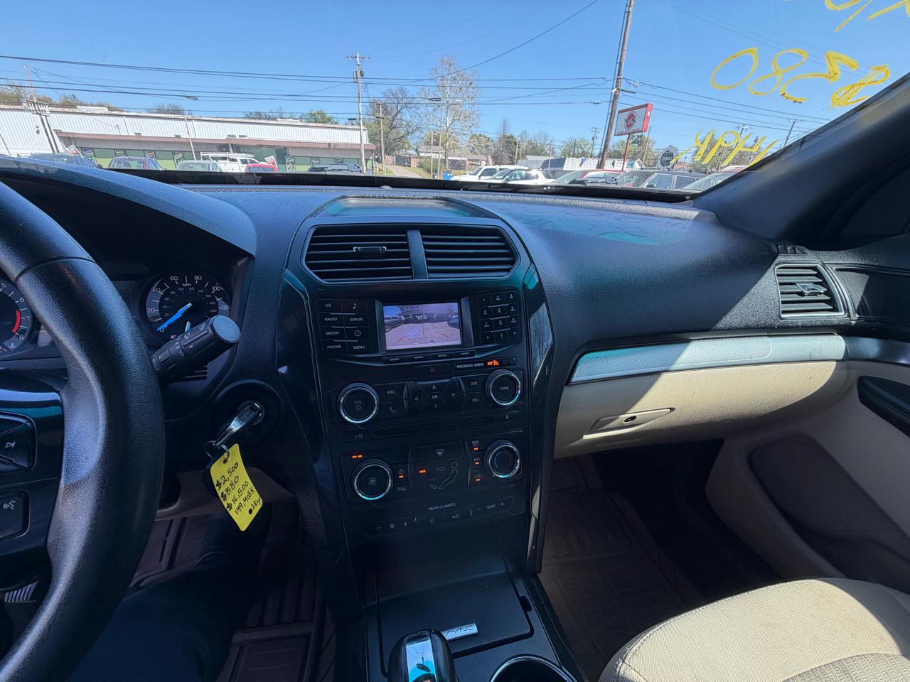 Ford Explorer Base FWD 2016