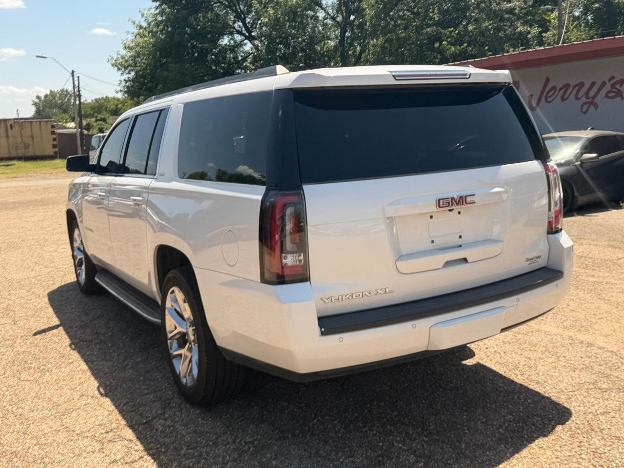 GMC Yukon XL SLT 4WD 2016