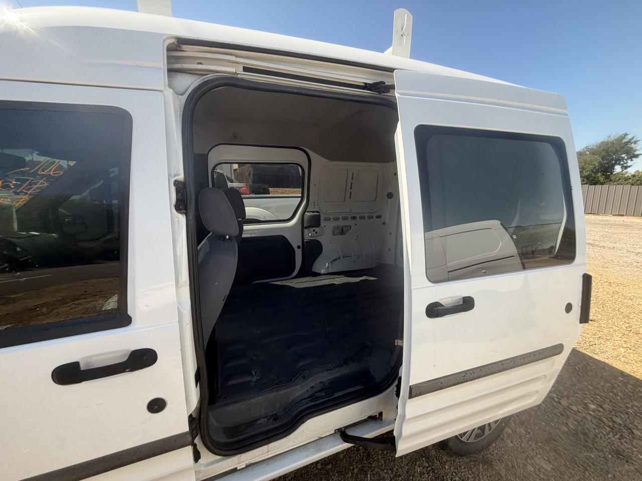 Ford Transit Connect 114.6" XLT w/side & rear door privacy glass 2012