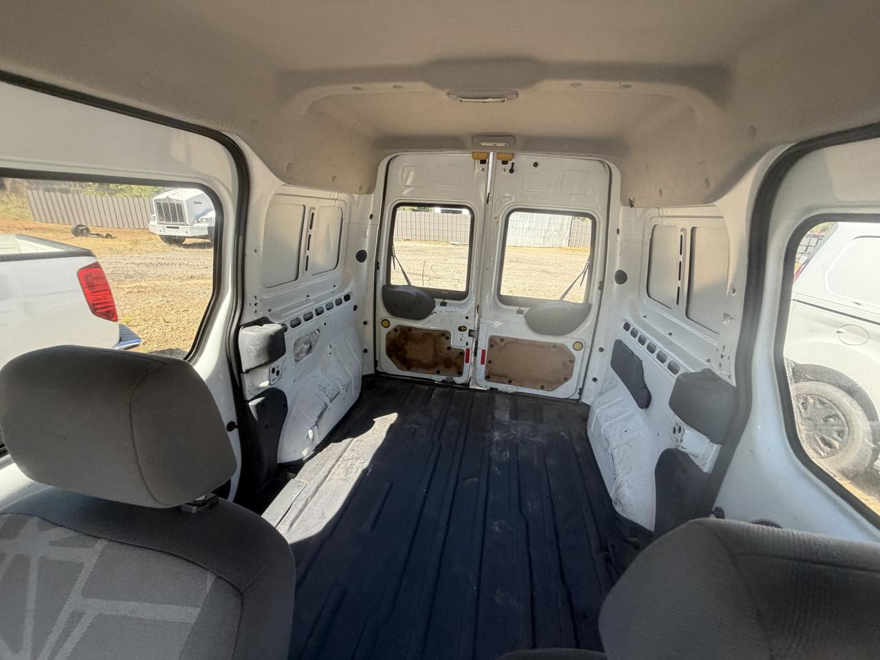 Ford Transit Connect 114.6" XLT w/side & rear door privacy glass 2012