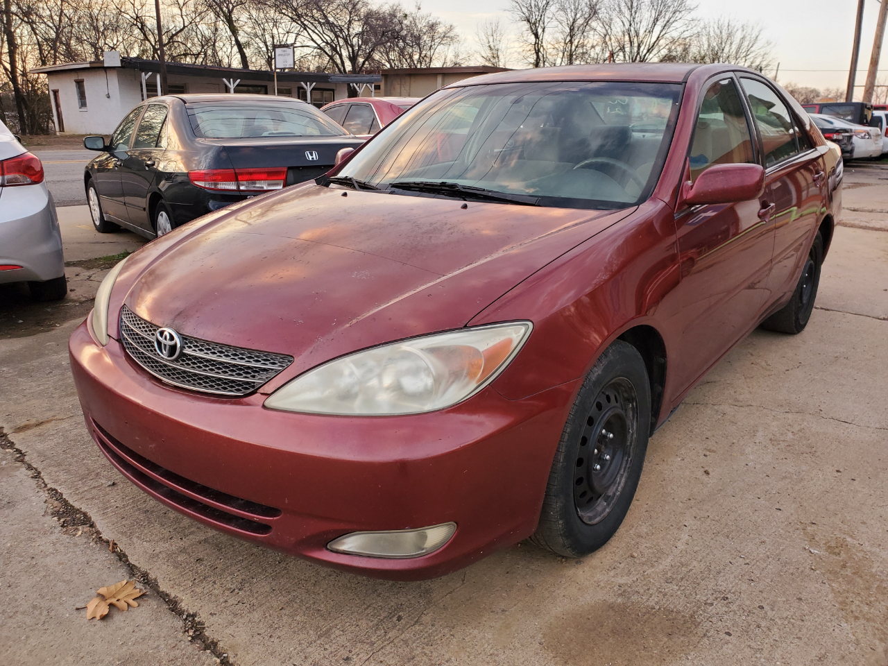 2004 Toyota Camry 4dr Sdn XLE Auto (Natl)