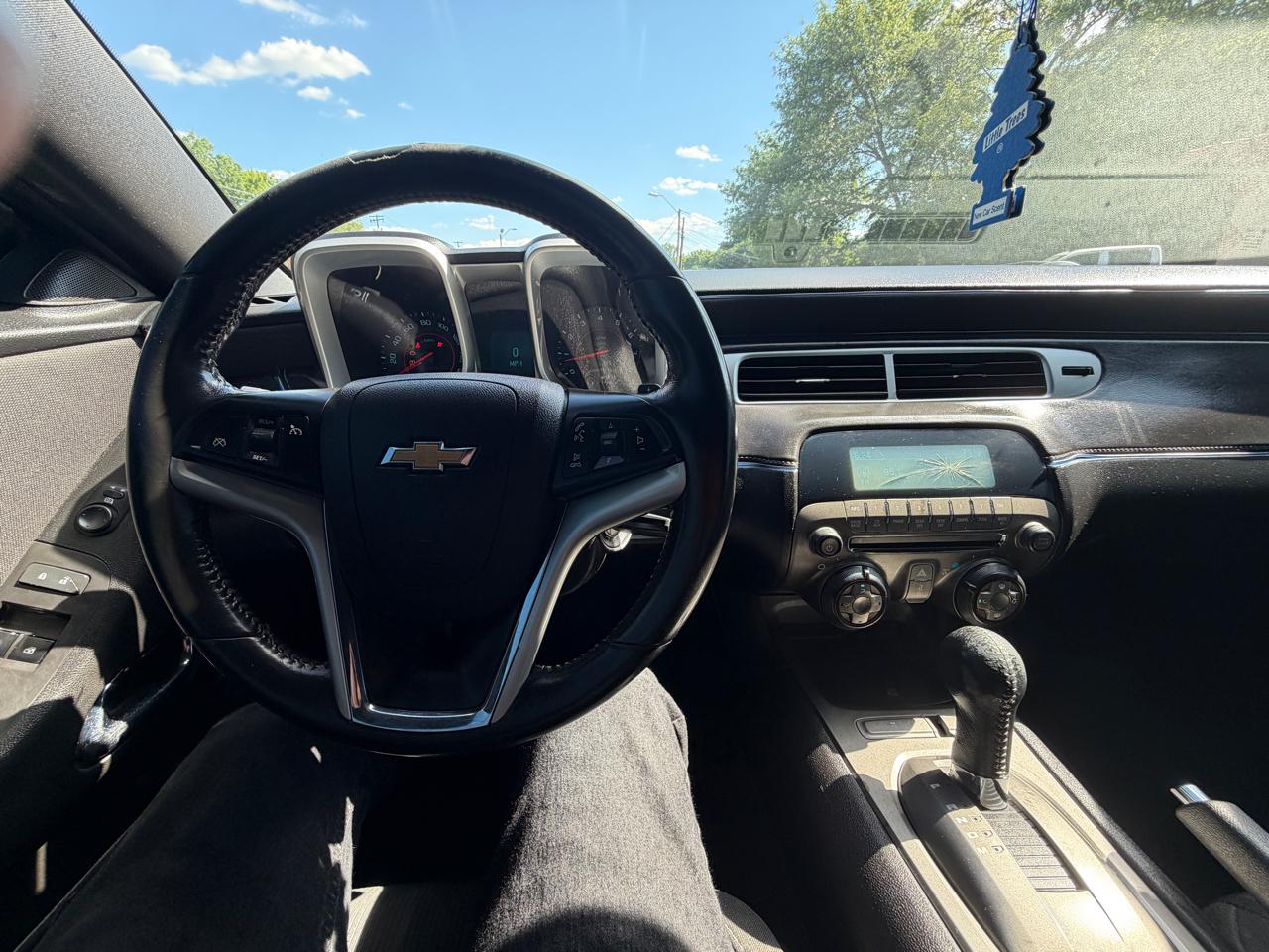 Chevrolet Camaro 2dr Cpe 1LT 2012