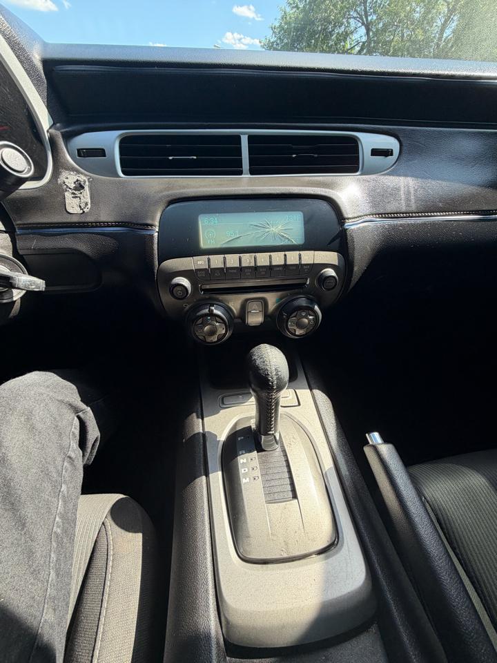 Chevrolet Camaro 2dr Cpe 1LT 2012