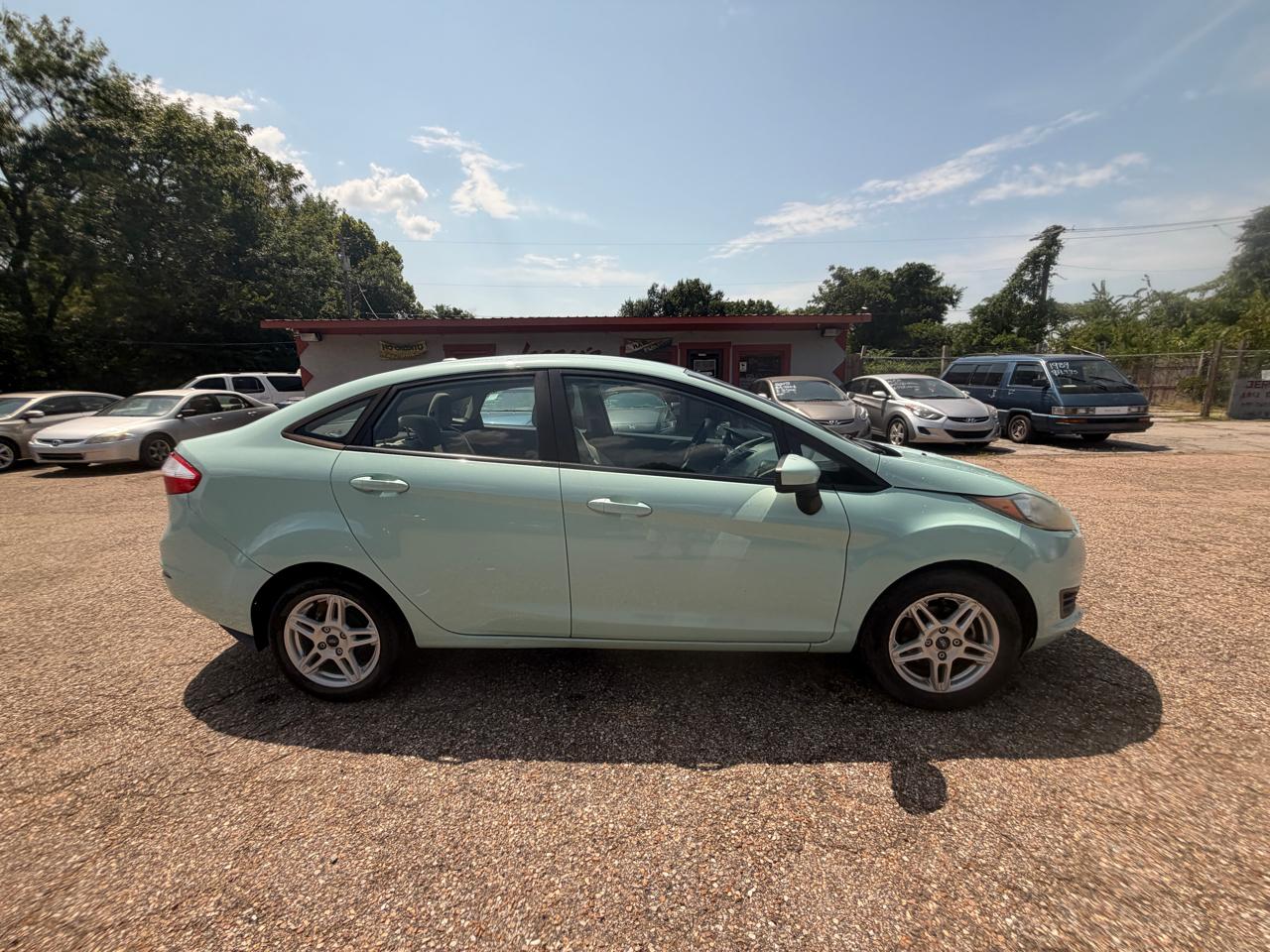 Ford Fiesta SE Sedan 2018