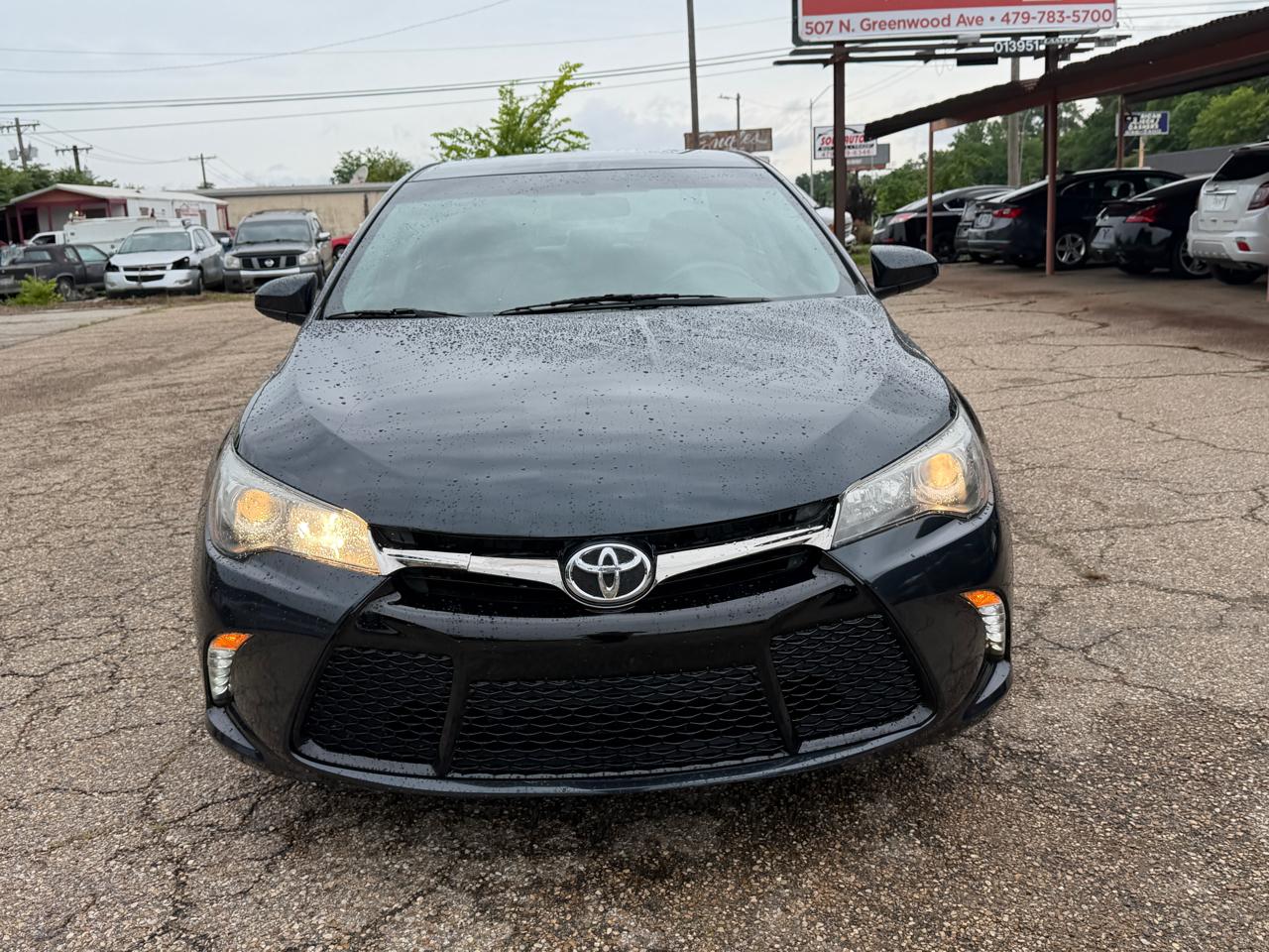 Toyota Camry XLE Auto (Natl) 2017