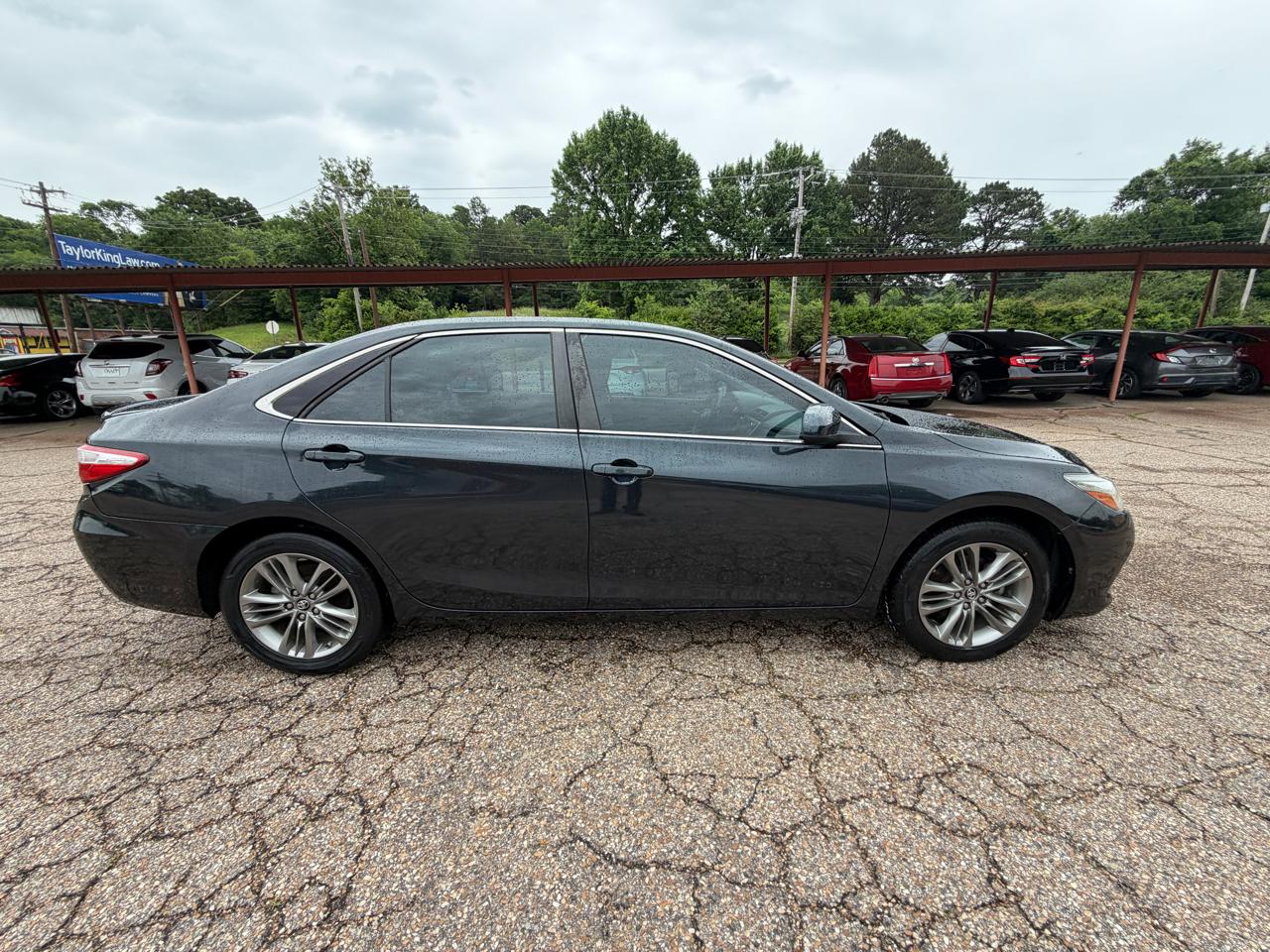 Toyota Camry XLE Auto (Natl) 2017
