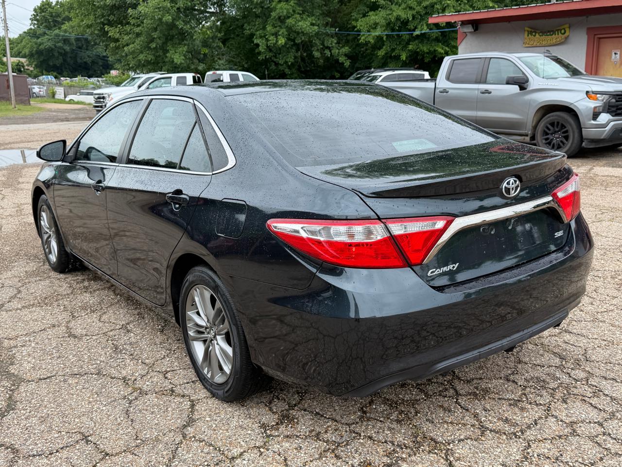 Toyota Camry XLE Auto (Natl) 2017
